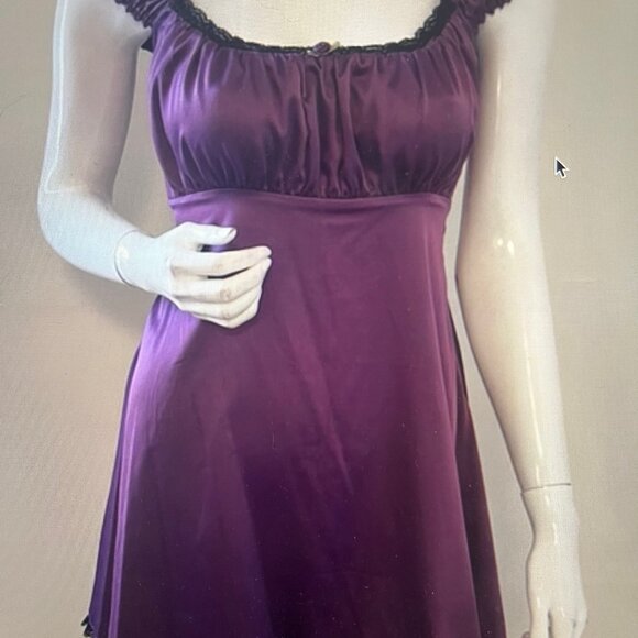 Delias x Dolls Kill Purple Satin Puff Sleeve Babydoll Mini Dress Black Lace Trim - Picture 4 of 7